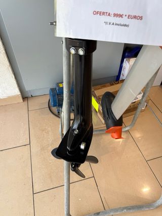 Suzuki 2.5hp Four Stroke Motor Fueraborda