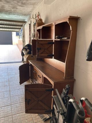 Mueble tirolés de madera