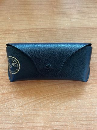 Ray-Ban Signet. 