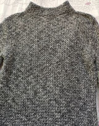Vestido de punto gris y negro