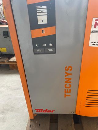 CARGADOR BATERIAS TUDOR KP-8367 48V 80A