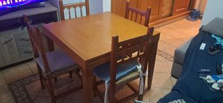 Mesa Comedor Madera con 4 Sillas