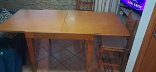 Mesa Comedor Madera con 4 Sillas