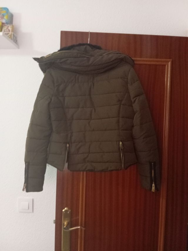 Cazadora Zara verde militar Talla M