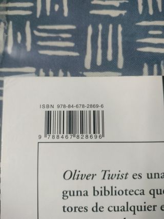 Oliver Twist (Clásicos a medida) (Spanish Edition)