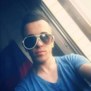 Busco trabajo de ayudante
