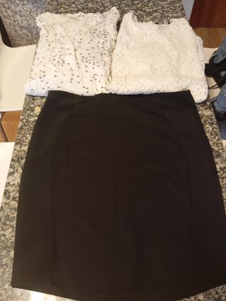 Lote Ropa Mujer: 2 Blusas y Falda