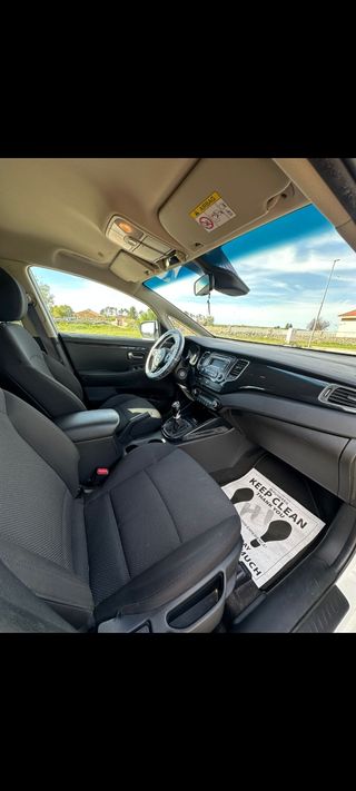 KIA Carens 2015. Un solo dueño