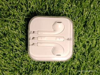 Auriculares Blancos para Todos los Dispositivos