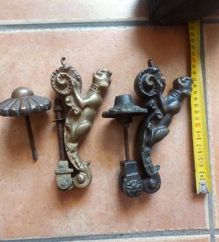 Picaporte antiguo de bronce macizo