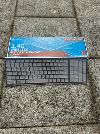 Teclado en alemán y Ratón iClever Inalámbricos 2.4