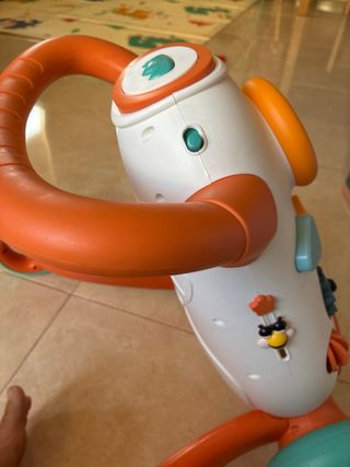 Andador infantil KUB naranja