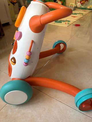 Andador infantil KUB naranja