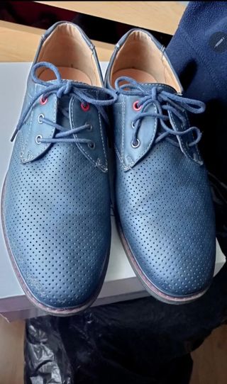 Scarpe eleganti da uomo nere e blu 