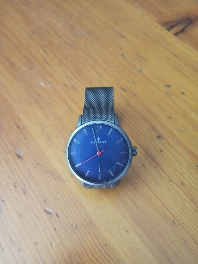 Reloj Radiant Caballero Negro y Plateado