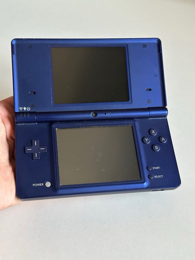 Nintendo DSi Azul à venda