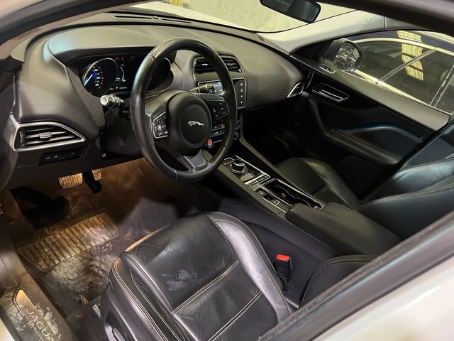 Jaguar F-Pace 2017 Recuperado de robo!