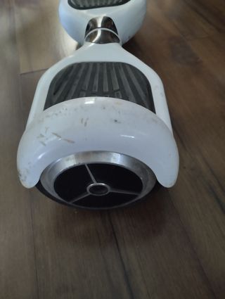Hoverboard con diseño colorido