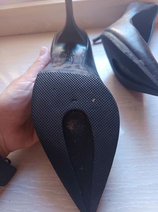 Zapatos de salón negros Mango