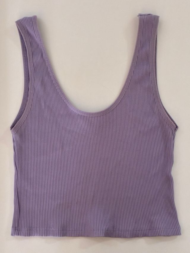 Conjunto 3 Camisetas Verdes, blanca y Moradas