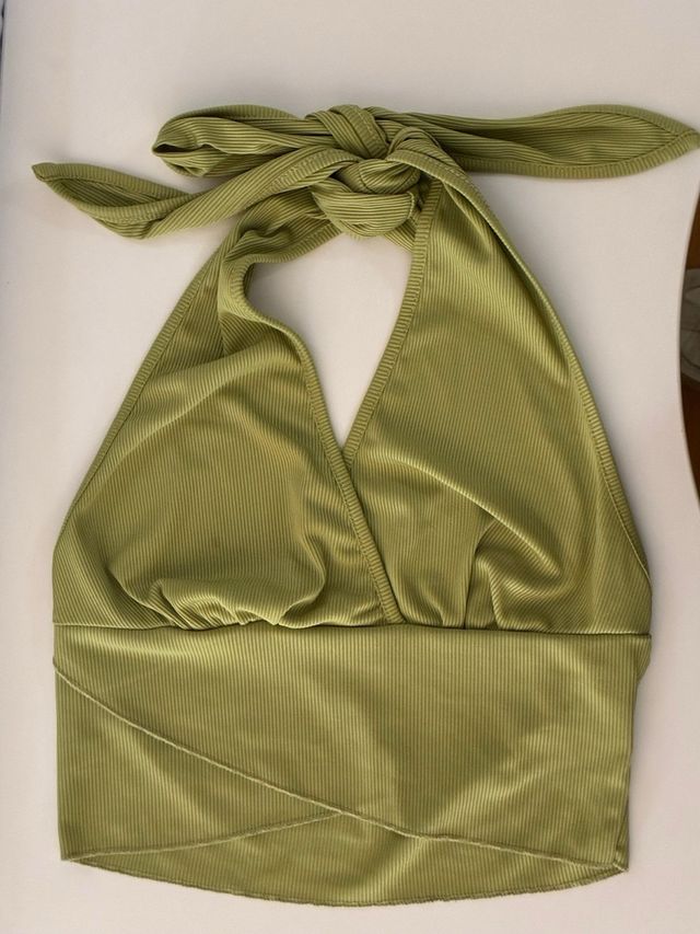 Conjunto 3 Camisetas Verdes, blanca y Moradas