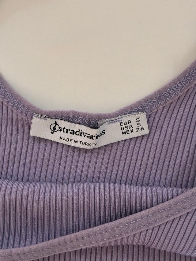 Conjunto 3 Camisetas Verdes, blanca y Moradas