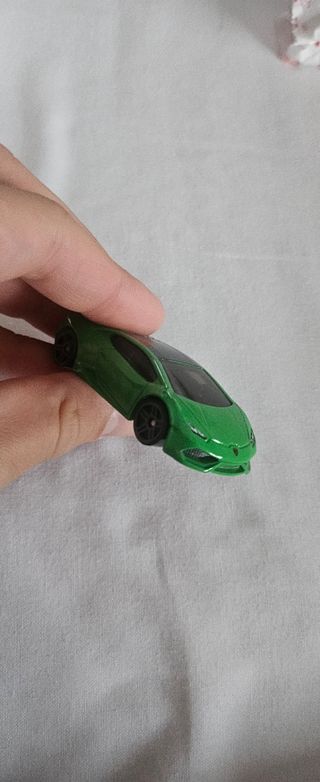 Hot Wheels Lamborghini Huracan LP 610-4 Verde