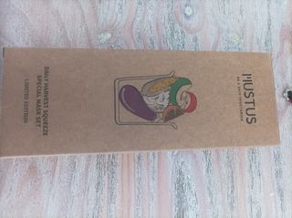 IUSTUS Mascarillas Vegetarianas Edición Limitada
