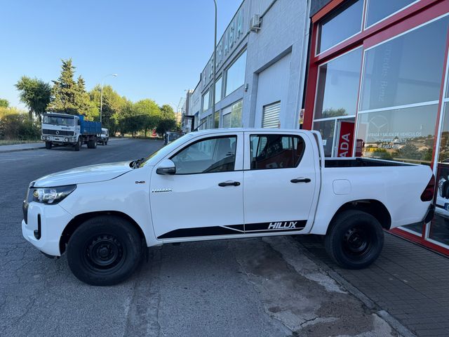 Toyota Hilux 2021