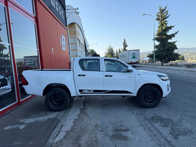 Toyota Hilux 2021