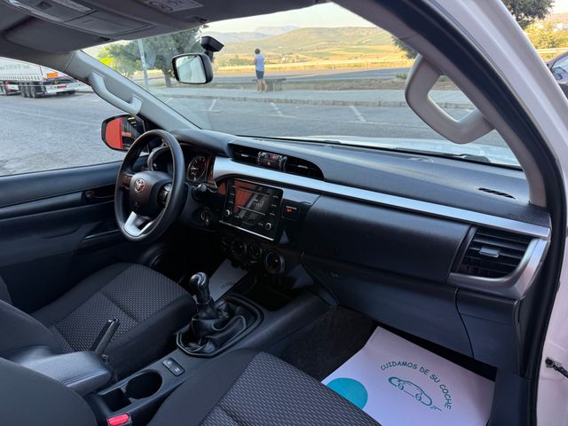 Toyota Hilux 2021