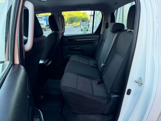 Toyota Hilux 2021