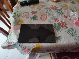 -TCL Tablet 9466x4-11 pulgadas- Pantalla Rota.