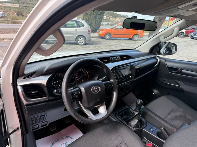 Toyota Hilux 2021