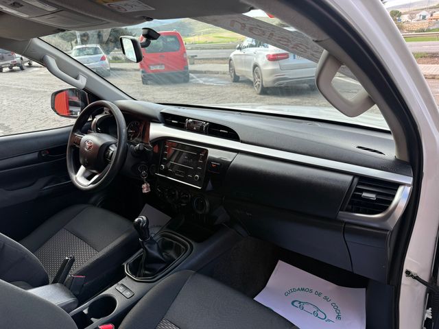 Toyota Hilux 2021
