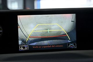 Lexus UX   2.0 250h Business 