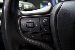 Lexus UX   2.0 250h Business 