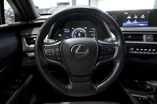 Lexus UX   2.0 250h Business 