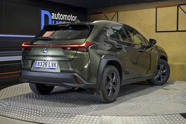 Lexus UX   2.0 250h Business 