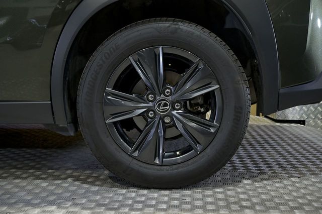 Lexus UX   2.0 250h Business 