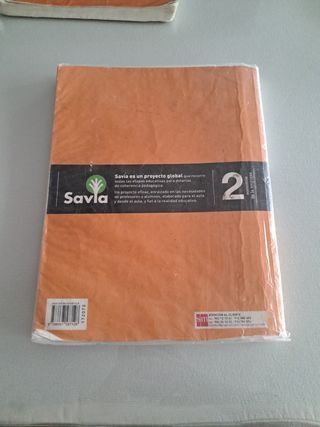 Economía. 2 Bachillerato. Savia (Spanish Edition)