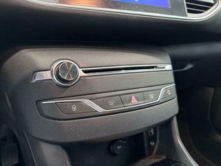 Peugeot 308 Style 1.2 Puertech