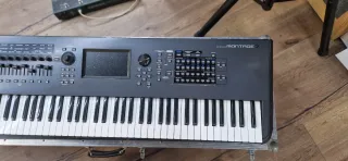 Yamaha Montage 7 + flightcase