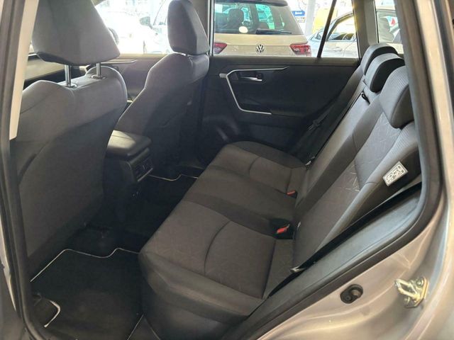 Toyota Rav4   2.5l 220H Advance 