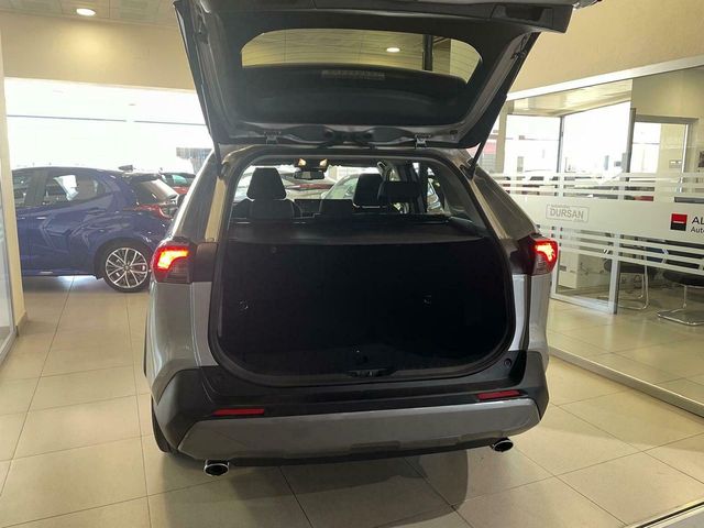 Toyota Rav4   2.5l 220H Advance 