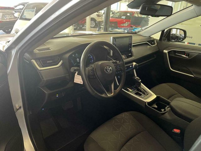 Toyota Rav4   2.5l 220H Advance 