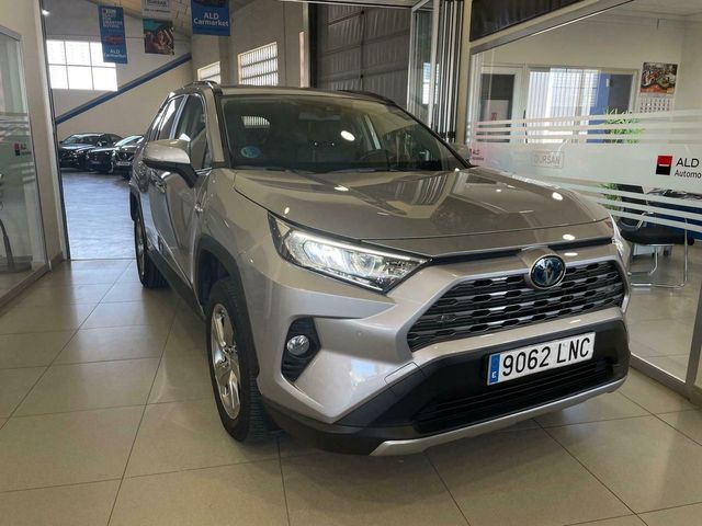 Toyota Rav4   2.5l 220H Advance 