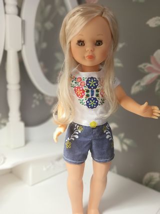 Nancy de Famosa Muñeca Rubia