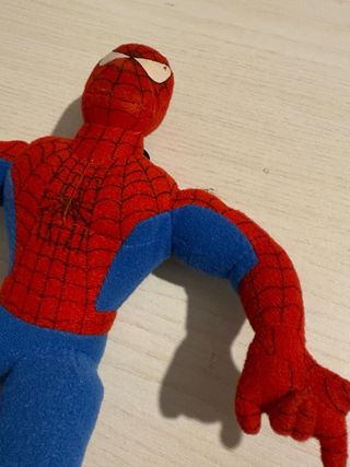 Peluche Spiderman per bambini