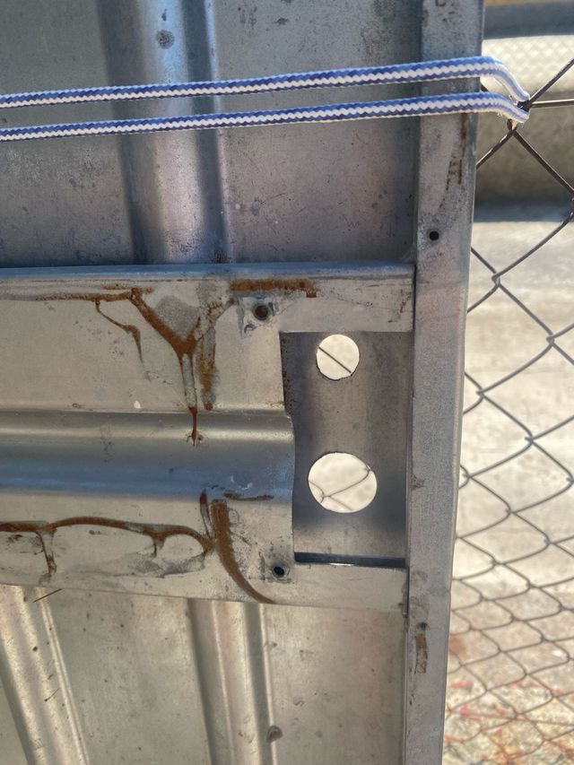 Puerta metálica exterior SIN MARCO